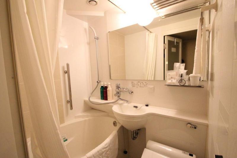 Hiroshima Ekimae Green Hotel Bagian luar foto