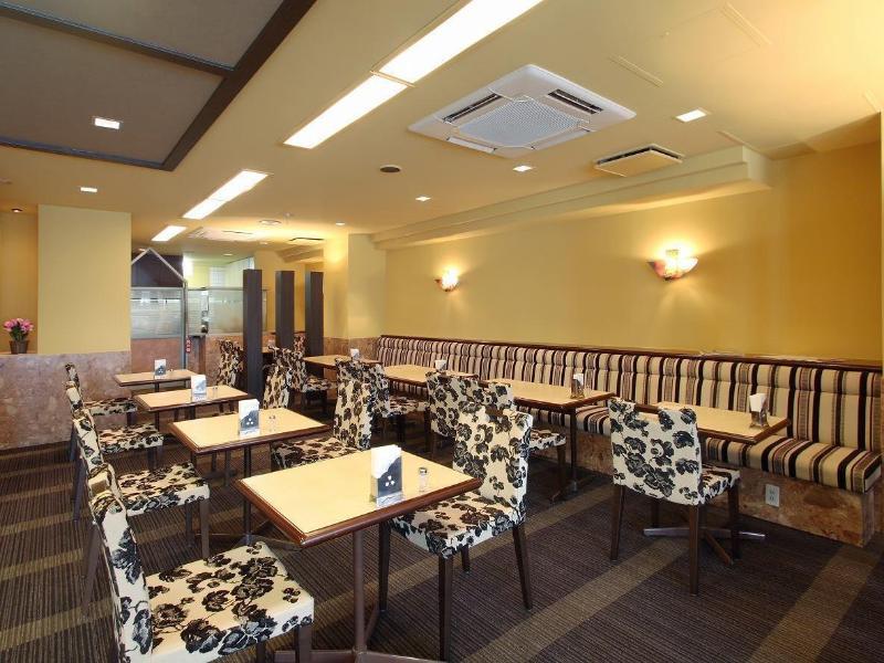 Hiroshima Ekimae Green Hotel Bagian luar foto